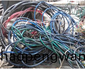 電(dian)線電(dian)纜(lan)迴(hui)收(shou)